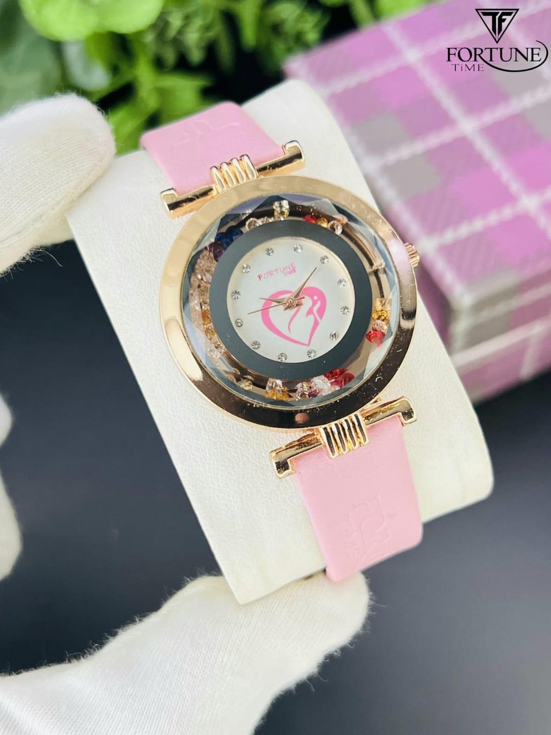 Chic Women's watch