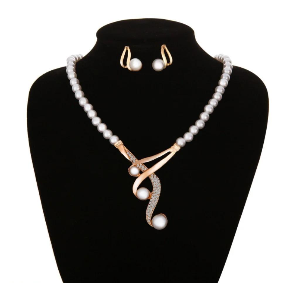 Premium Gold Plated Pearl Artificial Set