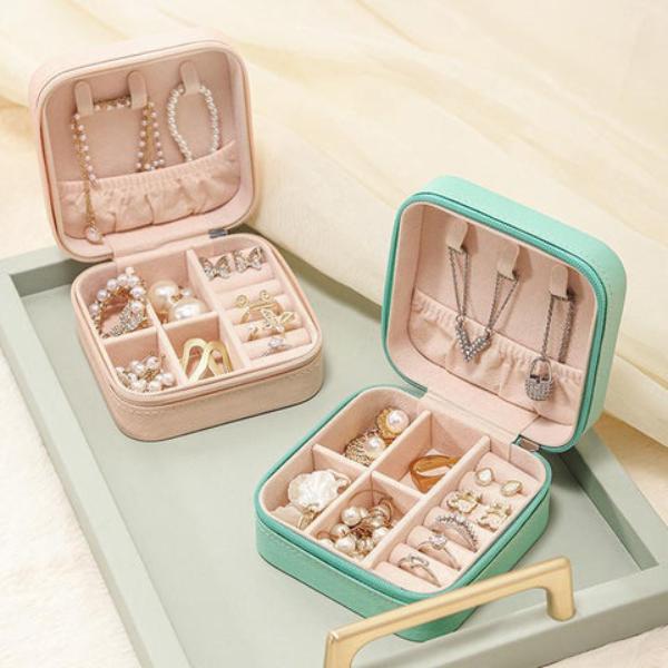2 PC's Cute & Trendy jewellery Box